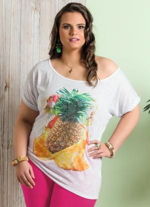 Blusa Decote Redondo Branca Estampada Plus Size