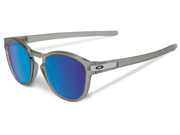 Oakley  Latch Matte Grey Sapphire Iridium Polarizadas