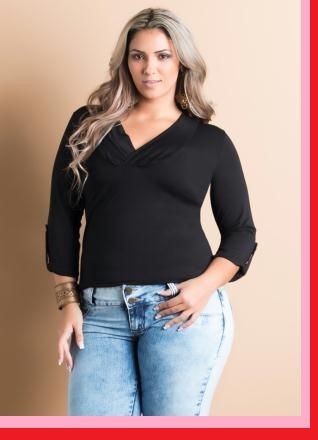 Blusa Decote V Preta Mangas 3/4 Plus Size